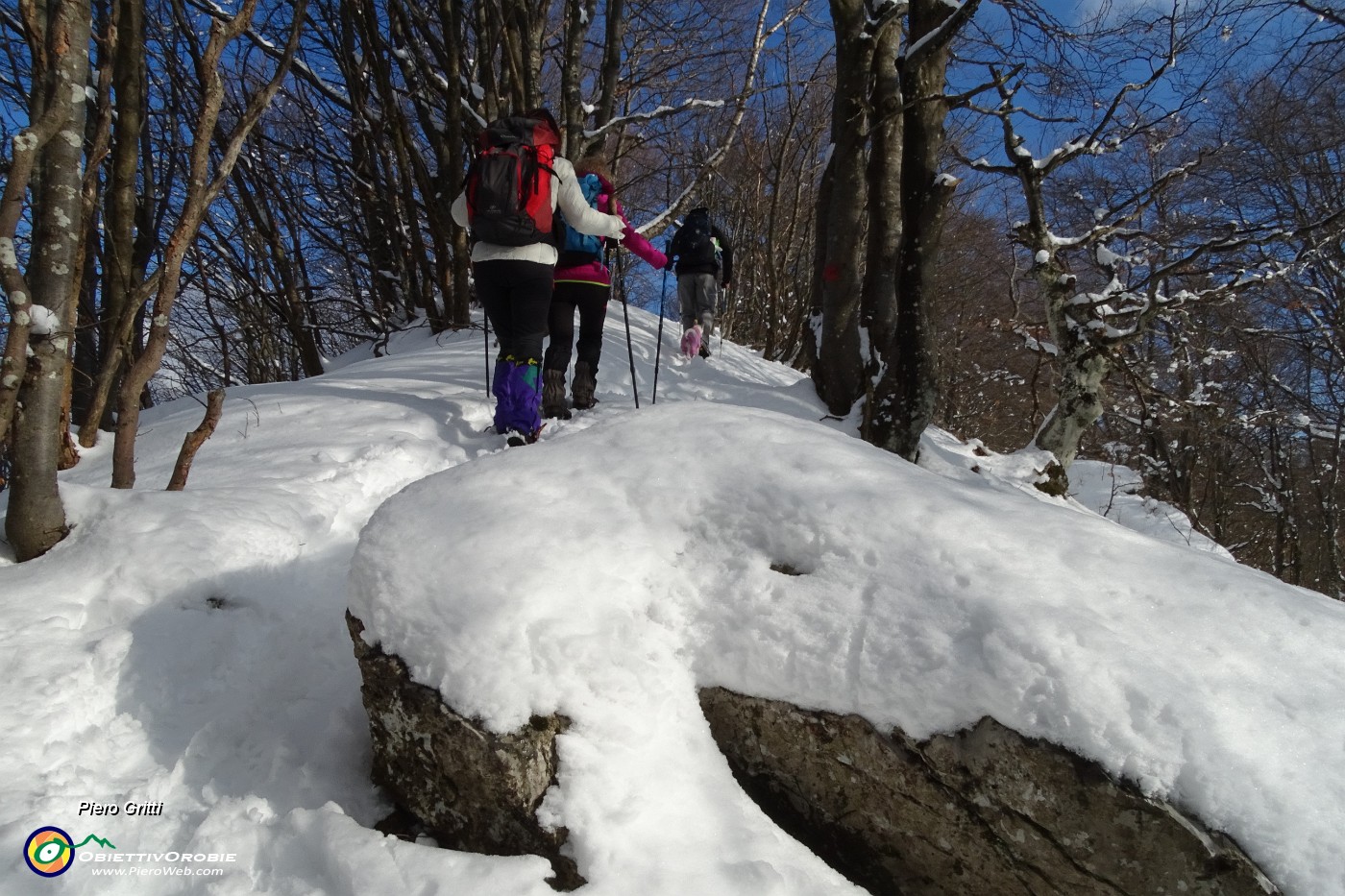 82 Pestando neve sulle creste del Parlongone.JPG